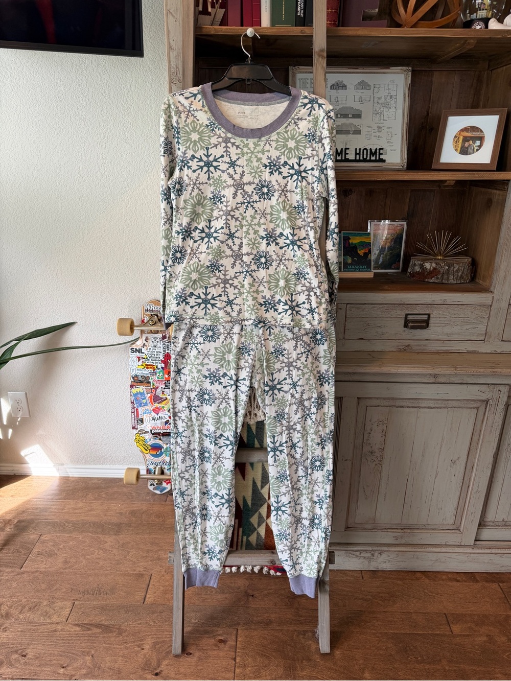 Pact organic cotton women’s winter long sleeve pajama set size large